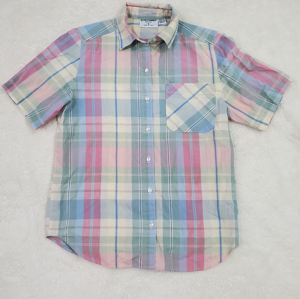⭐️ 2/$20 ⭐️ Vintage Pastel Button Down Shirt
